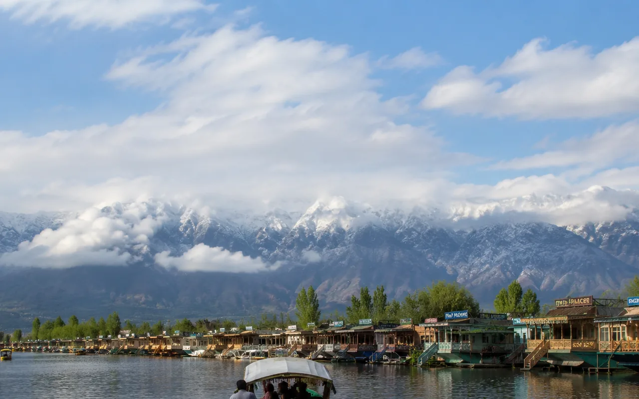 Srinagar Mughal Gardens